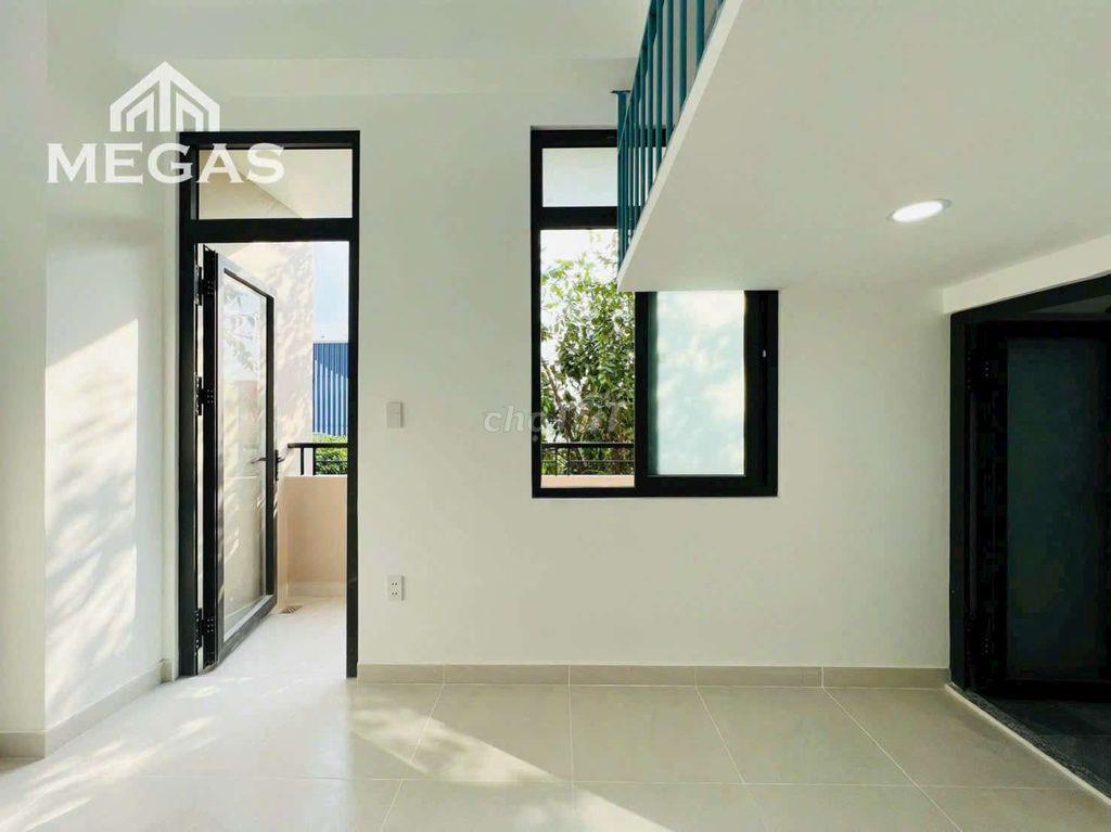 DUPLEX BAN CÔNG MỚI XÂY GIÁP TÂN PHÚ 