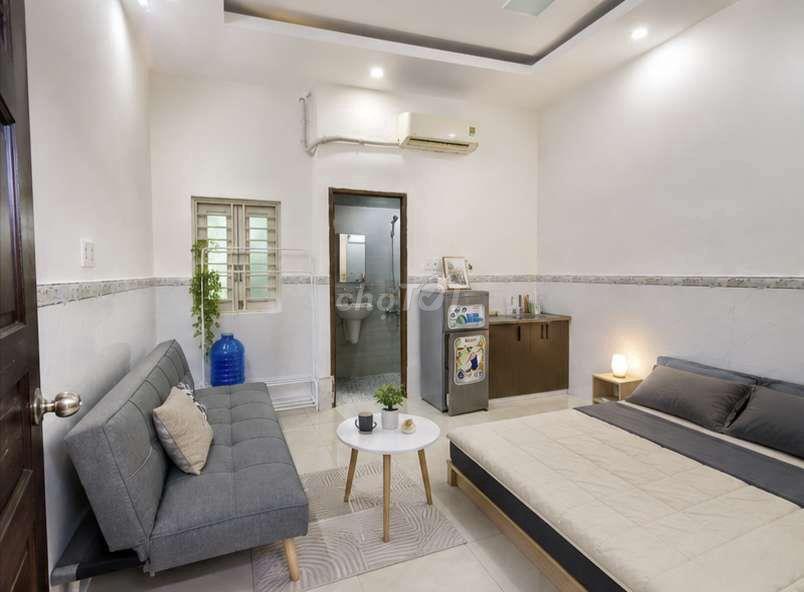 PHÒNG STUDIO SIÊU RỘNG - FULL NỘI THẤT - 10P AEON TP-CỬA SỔ GIẾNG TRỜI