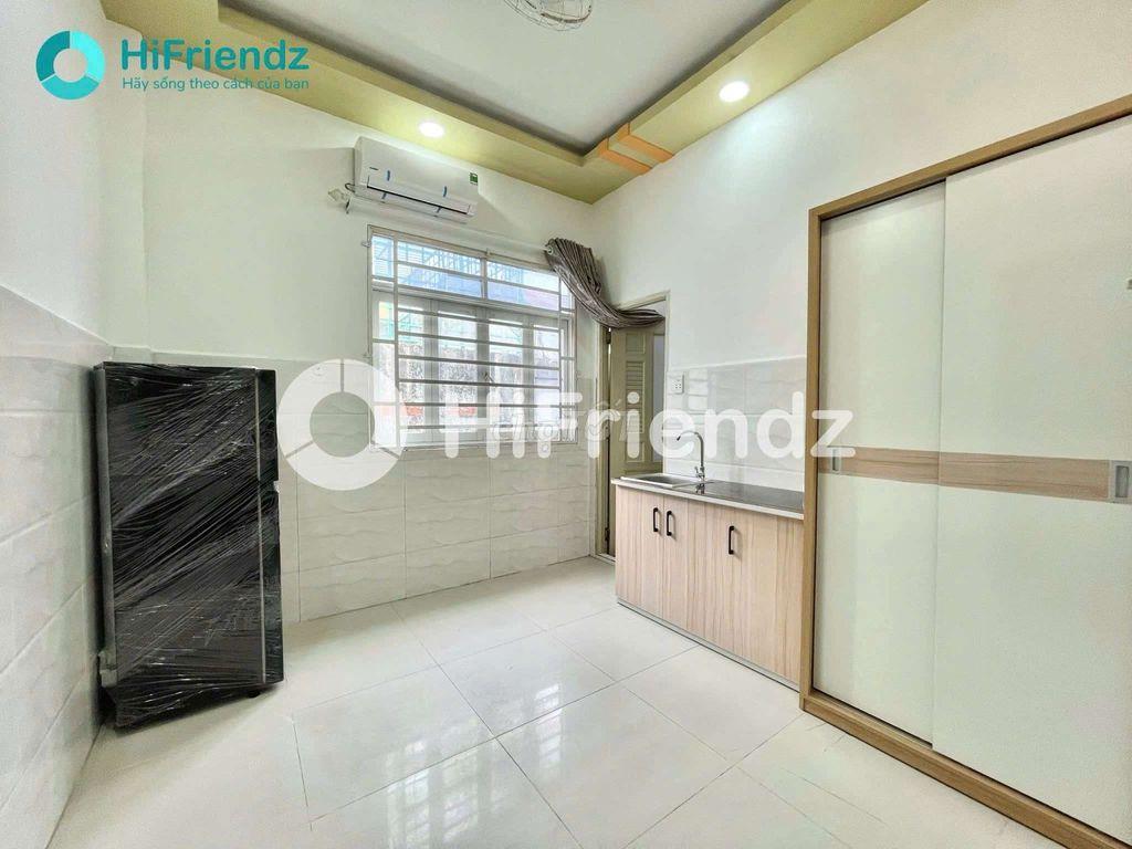 PHÒNG STUDIO GIÁ RẺ - CỬA SỔ TRỜI - BANCOL RIÊNG- NGAY NHÀ THỜ PHAO-LÔ