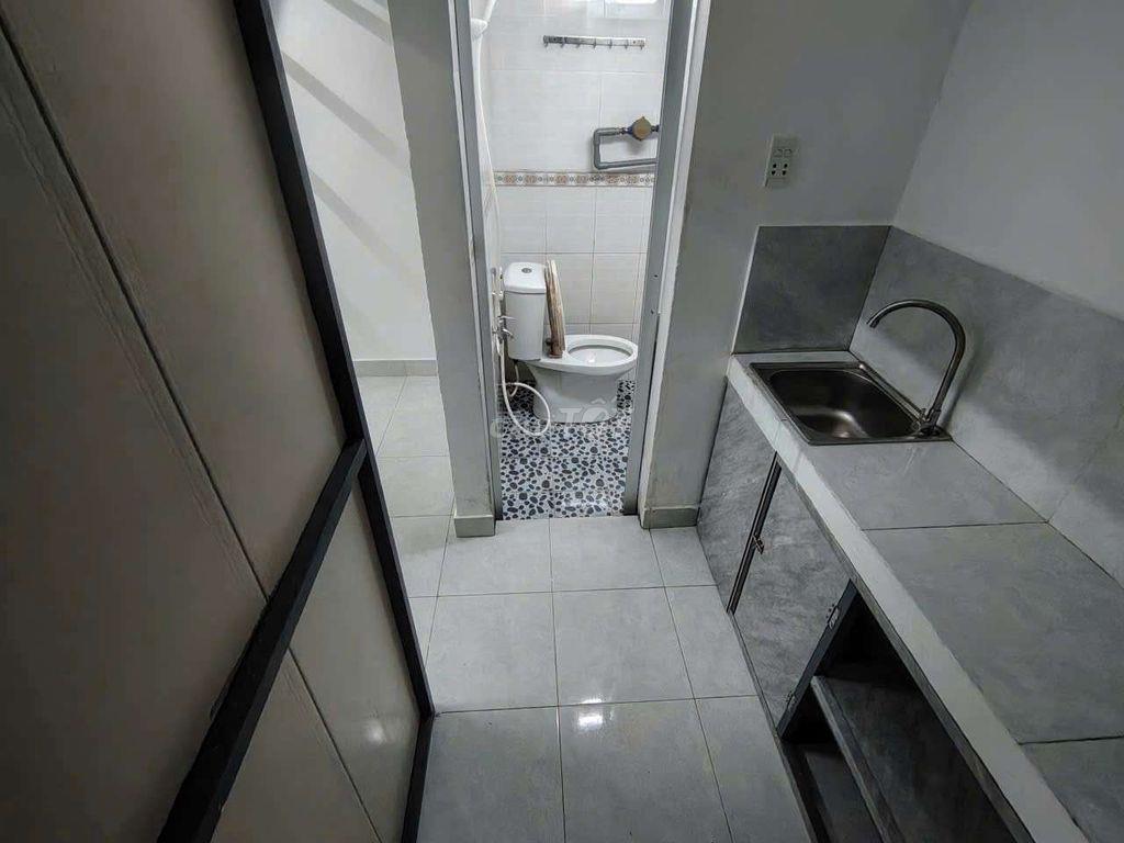 🚨PHÒNG TRỌ GIÁ RẺ - GÁC CAO - CỬA SỔ TRỜI - NGAY BỐN XÃ - 5P TỚI HIU