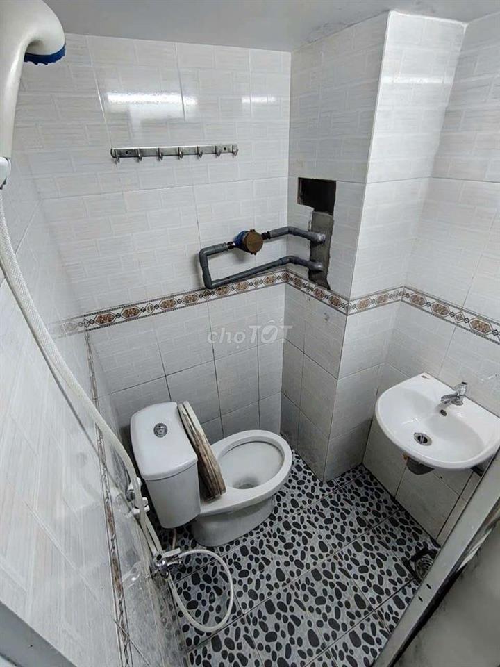 🚨PHÒNG TRỌ GIÁ RẺ - GÁC CAO - CỬA SỔ TRỜI - NGAY BỐN XÃ - 5P TỚI HIU