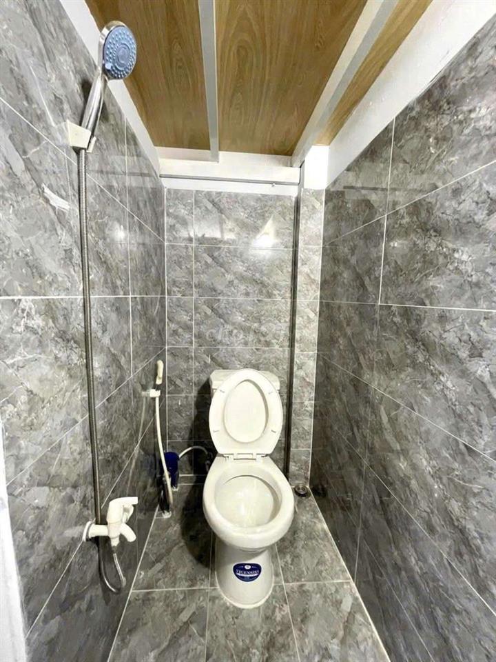 PHÒNG DUPLEX GÁC CAO - SIÊU RỘNG - NGAY BỐN XÃ - SẴN MÁY LẠNH - 7P HIU