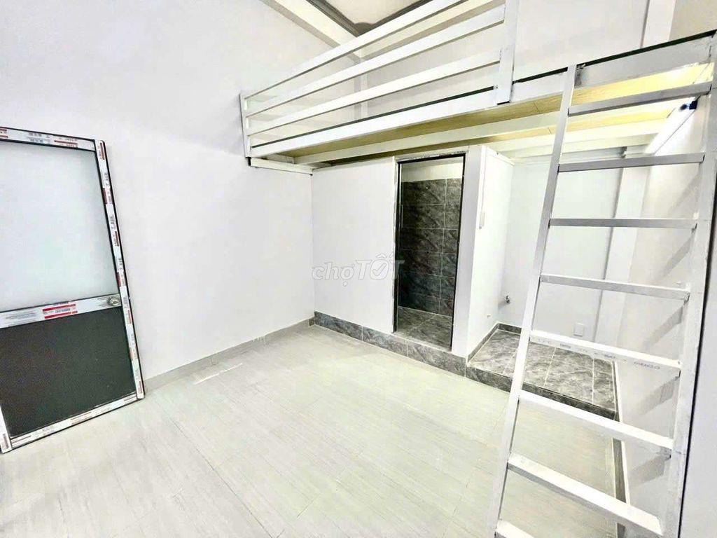 PHÒNG DUPLEX GÁC CAO - SIÊU RỘNG - NGAY BỐN XÃ - SẴN MÁY LẠNH - 7P HIU