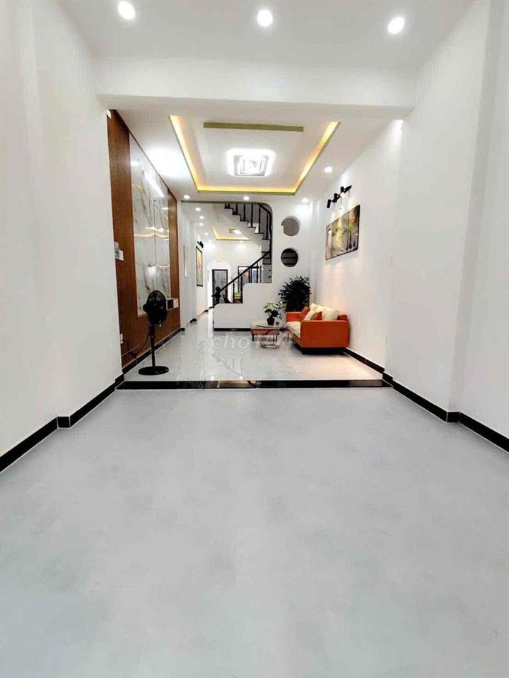 nhà 688 hương lộ 2 4x24m đúc 3 tấm