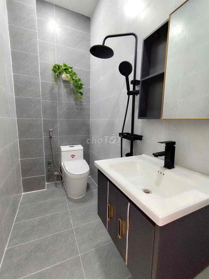 nhà 688 hương lộ 2 4x24m đúc 3 tấm