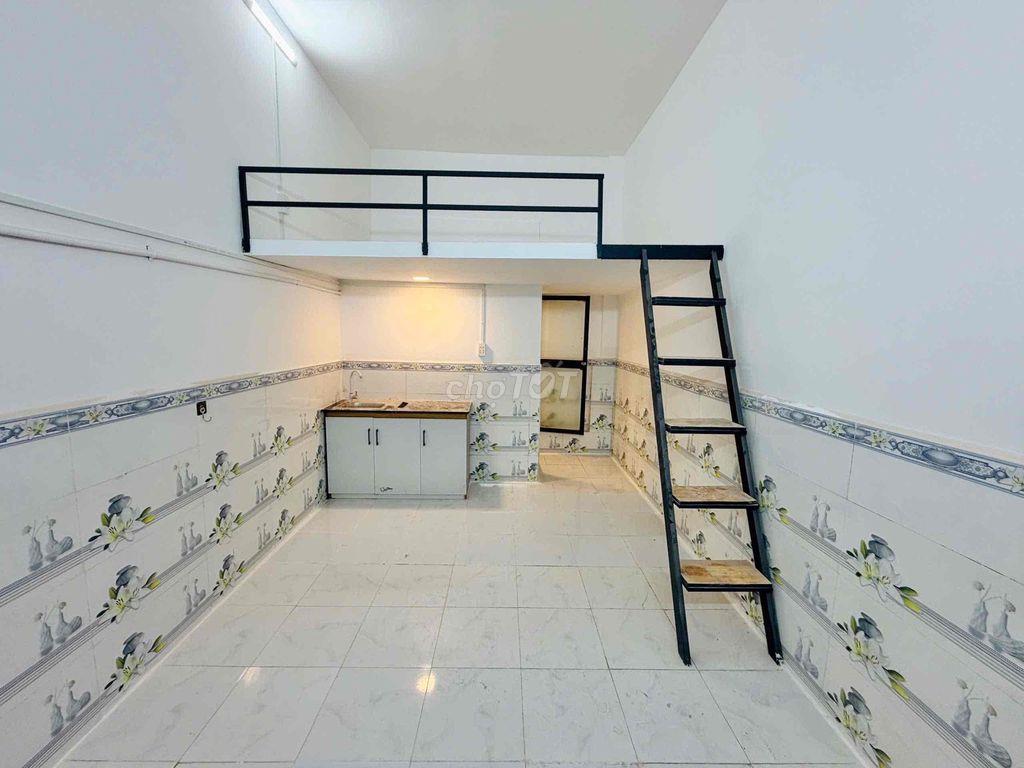 phòng mới xây đi bộ qua đại học mở