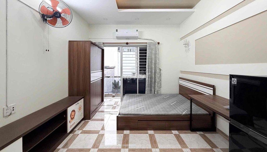 CHO THUÊ PHÒNG BAN CÔNG MÁY GIẶT RIÊNG GẦN NGÃ TƯ 4 XÃ ĐẦM SEN Q11
