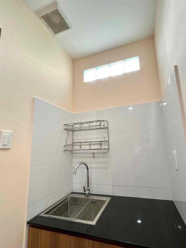 CĂN HỘ STUDIO ĐẦY ĐỦ TIỆN NGHI AN NINH THOÁNG MÂT GẦN ĐẠI HỌC VĂN HIẾN