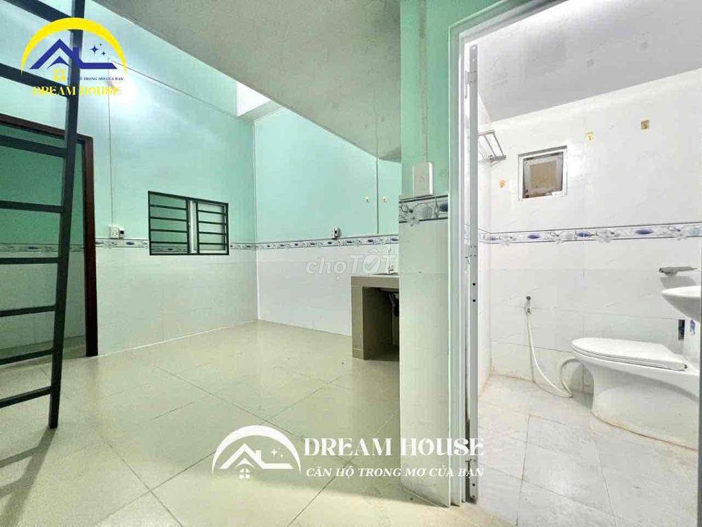 PHÒNG TRỌ CÓ GÁC  MỚI XÂY AN NINH THOÁNG MÁT NGAY ĐH VĂN HIẾN GIÁ RÊ