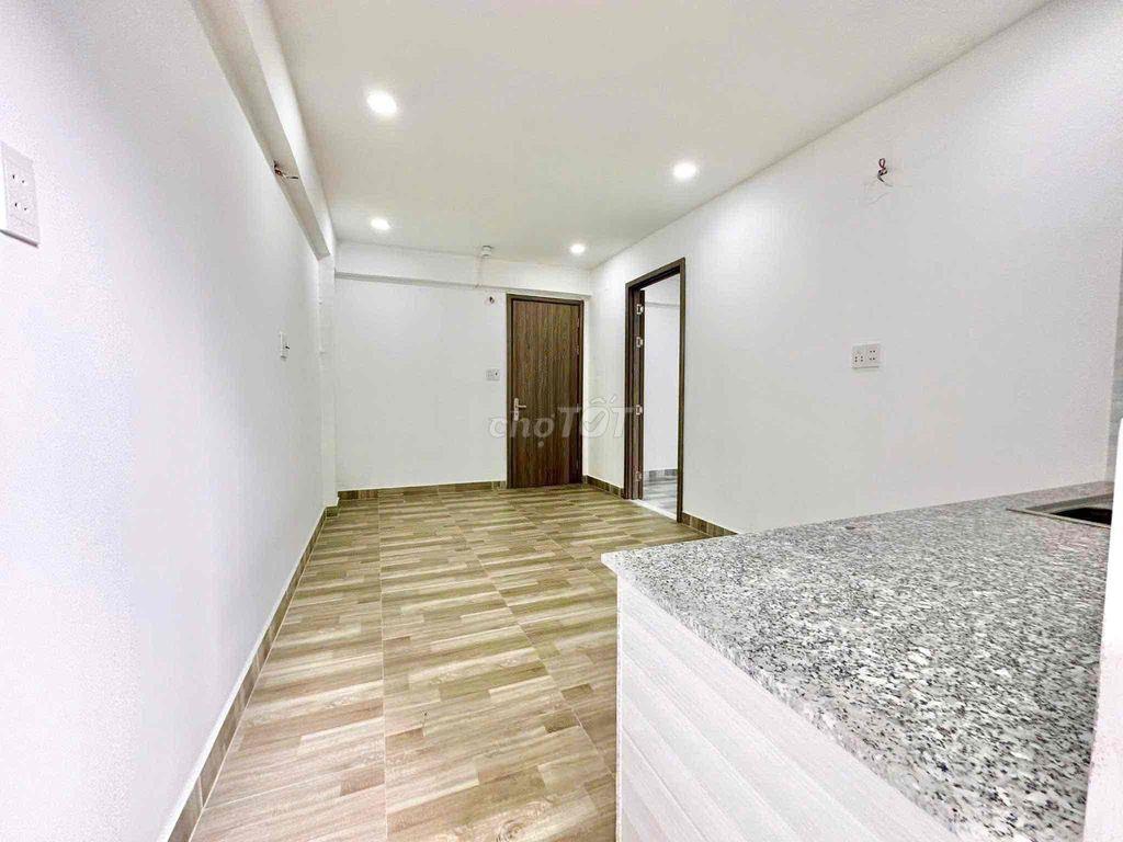 HAI PHÒNG NGỦ GIÁ RẺ RỘNG RÃI THOÁNG MÁT AN NINH CAO THANG MÁY TẬN P