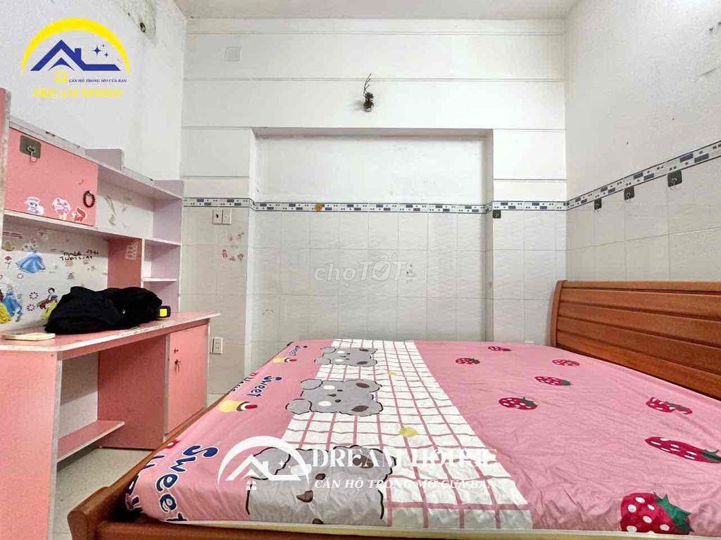 PHÒNG TRỌ STUDIO CÓ BAN CÔNG THOÁNG SẴN NỘI THẤT NHƯ HÌNH GẦN 4 XÃ
