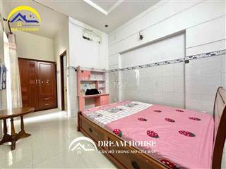 PHÒNG TRỌ STUDIO CÓ BAN CÔNG THOÁNG SẴN NỘI THẤT NHƯ HÌNH GẦN 4 XÃ