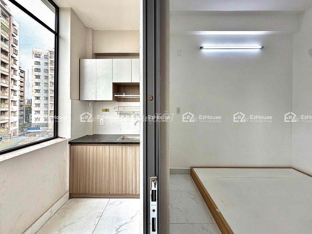 CĂN HỘ MINI ĐẦY ĐỦ NỘI THẤT BAN CÔNG RIÊNG THOÁNG MÁT ĐỐI DIỆN CÔNG V