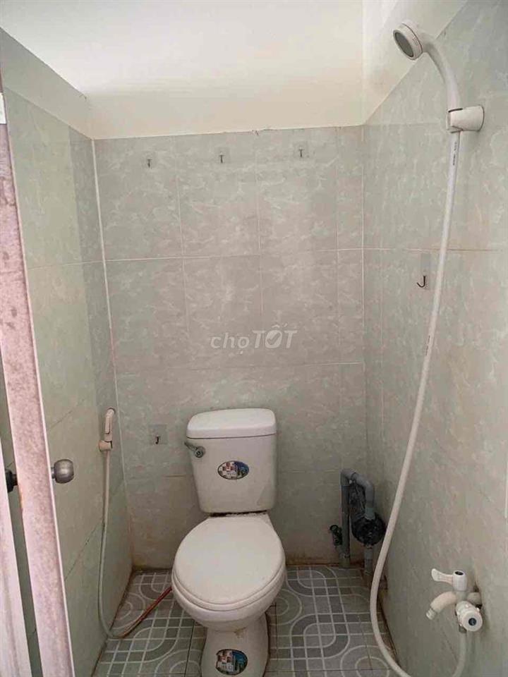 PHÒNG TRỌ KHÔNG GÁC CỬA SỔ THOÁNG MÁT GIÁ RẺ AN NINH Ở LIỀN