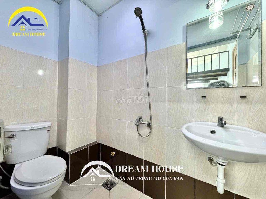 PHÒNG TRỌ CÓ GÁC CỬA SỔ TRỜI THOÁNG MÁT Ở LIỀN GẦN ĐẦM SEN AN NINH