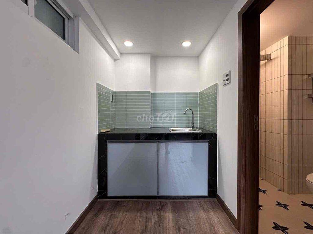 Cho Thuê Phòng ngủ đầy đủ nội thất máy giặc riêng ngay Bốn Xã