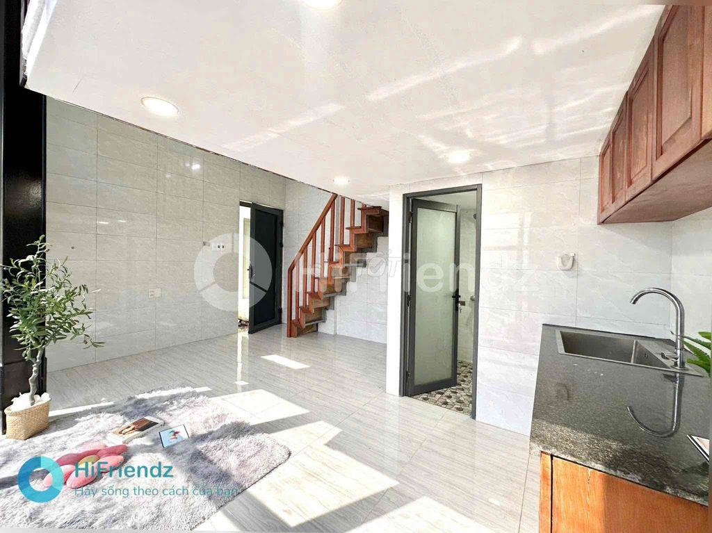 PHÒNG GÁC CAO - Ở THEO NHÓM NHẸ TIỀN - VIEW KÍNH - GẦN TRƯỜNG