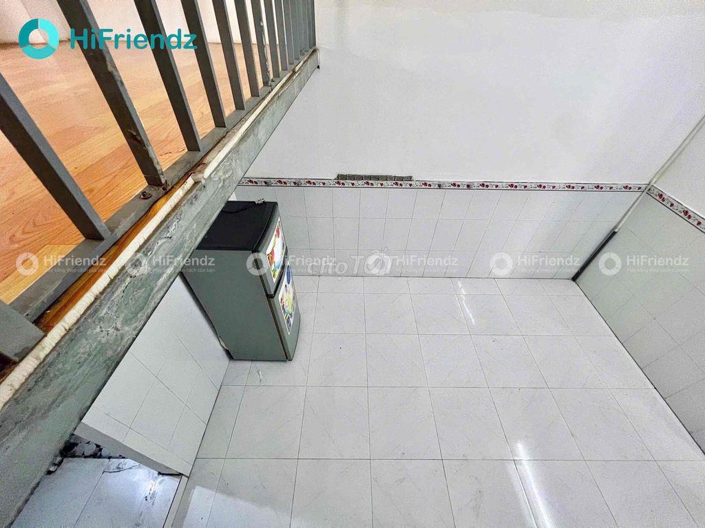 SẴN MÁY LẠNH TỦ LẠNH - GÁC CAO - TRỌ SINH VIÊN - SÁT AEON TÂN PHÚ