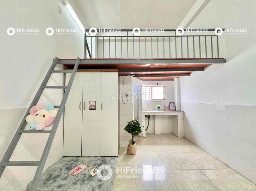 PHÒNG GÁC CAO GẦN TRƯỜNG HUIT - CÓ THANG MÁY - CỬA SỔ TRỜI - 3TR2