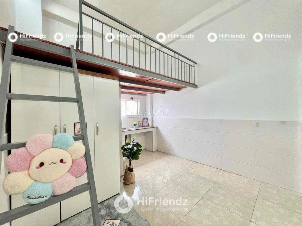 PHÒNG GÁC CAO GẦN TRƯỜNG HUIT - CÓ THANG MÁY - CỬA SỔ TRỜI - 3TR2