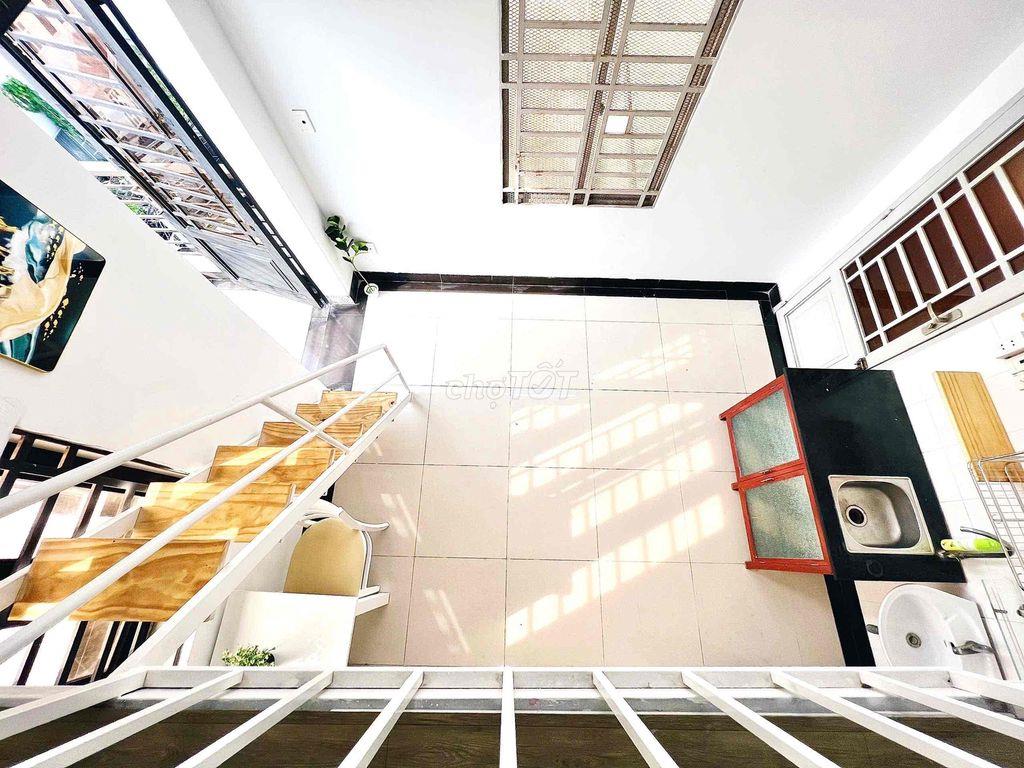 PHÒNG CÓ GÁC BAN CÔNG RIÊNG FULL NT THOÁNG MÁT GIÁ RẺ GẦN LÊ TRỌNG TẤN