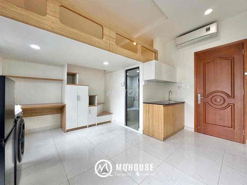Cho Thuê Căn Hộ Đầy Đủ Nội Thất - Ban Công Rộng Ngay Đầm Sen