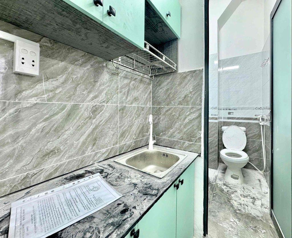 Căn hộ 2 phòng ngủ Ban công  ngay Luỹ Bán Bích mới xây 100%