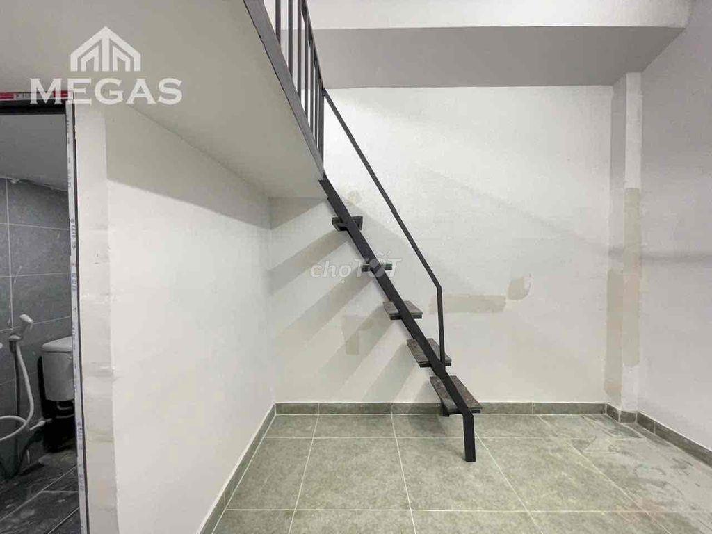 🧨CHÍNH CHỦ CHO THUÊ,PHÒNG RỘNG GÁC CAO NẰM SÁT ĐẠI HỌC MỞ - GIA PHÚ 🧨