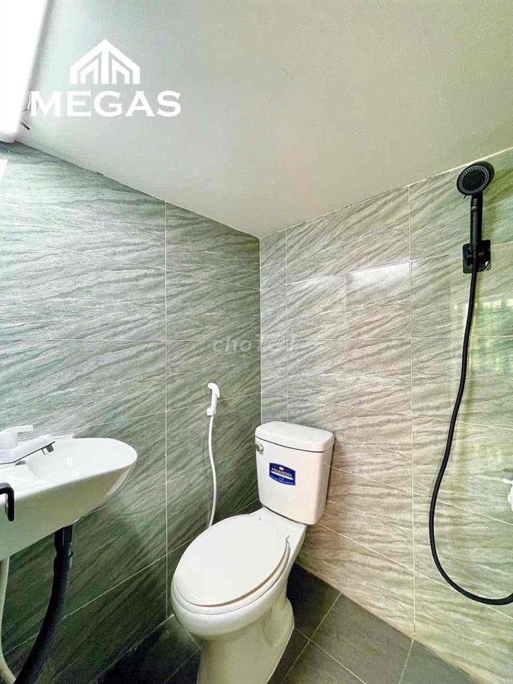 🧨CHO THUÊ PHÒNG GÁC SIÊU THOÁNG MÁT,RỘNG RÃI NGAY NGÃ TƯ BỐN XÃ - LVQ🧨