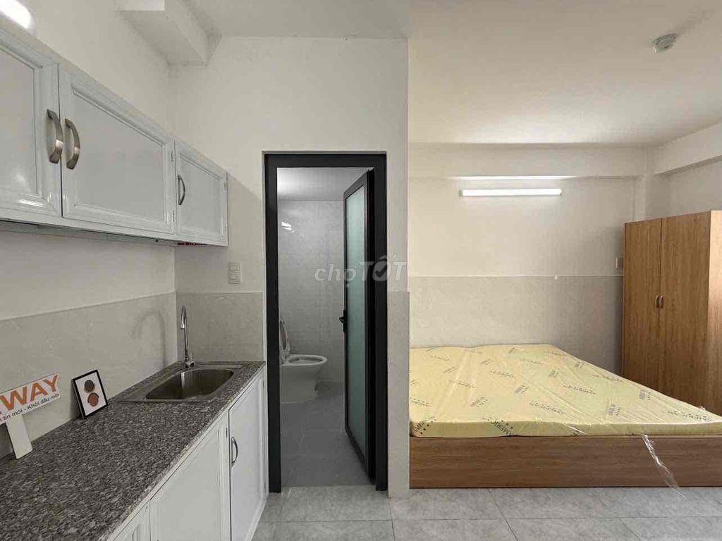 CHO THUÊ PHÒNG GÁC CỬA SỔ TRỜI THANG MÁY GIÁ RẺ GẦN HƯƠNG LỘ 2 BV BTÂN