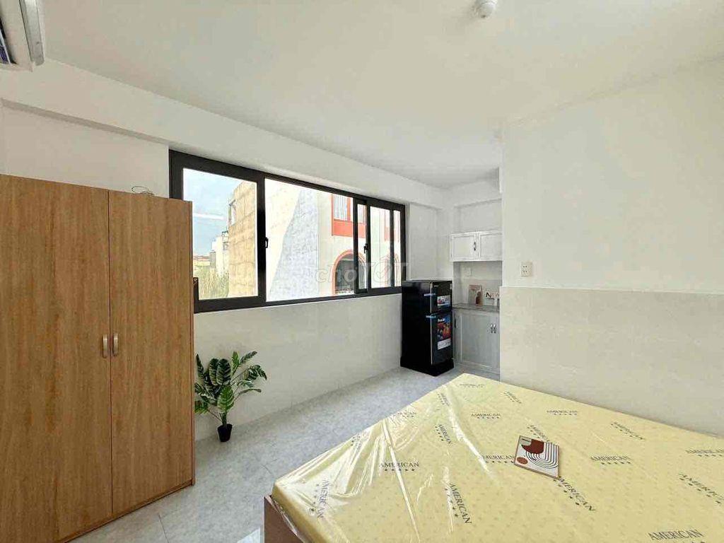 CHO THUÊ PHÒNG GÁC CỬA SỔ TRỜI THANG MÁY GIÁ RẺ GẦN HƯƠNG LỘ 2 BV BTÂN