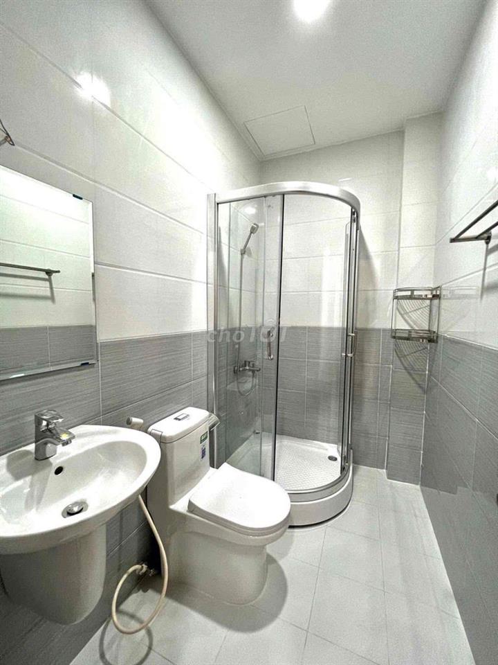 CHO THUÊ PHÒNG STUDIO ĐẦY ĐỦ TIỆN NGHI GIÁ RẺ TÂN PHÚ GẦN ĐH VĂN HIẾN
