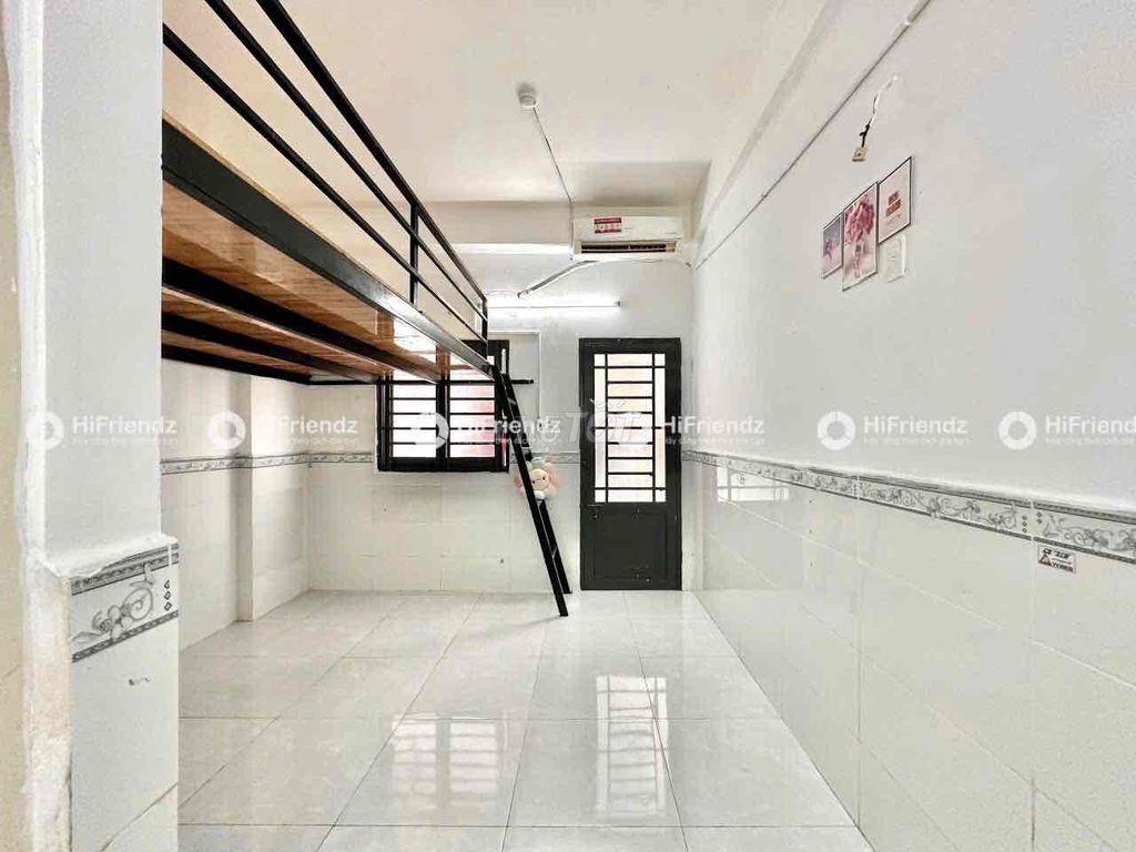 TRỐNG SẴN PHÒNG DUXLEP THANG MÁY HẦM XE RỘNG GẦN ĐH VĂN HIẾN - ĐẦM SEN