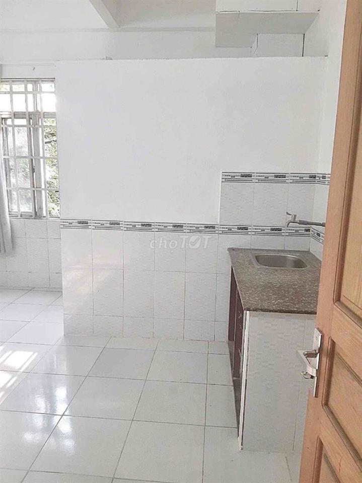 CHO THUÊ PHÒNG STUDIO GIÁ RẺ TÂN PHÚ GẦN ĐH CÔNG THƯƠNG NHÀ GA T3 AEON
