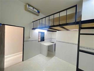 CHO THUÊ PHÒNG GÁC SẴN MÁY LẠNH GIÁ RẺ TÂN PHÚ GẦN LUỸ BÁN BOCHS ĐH VH