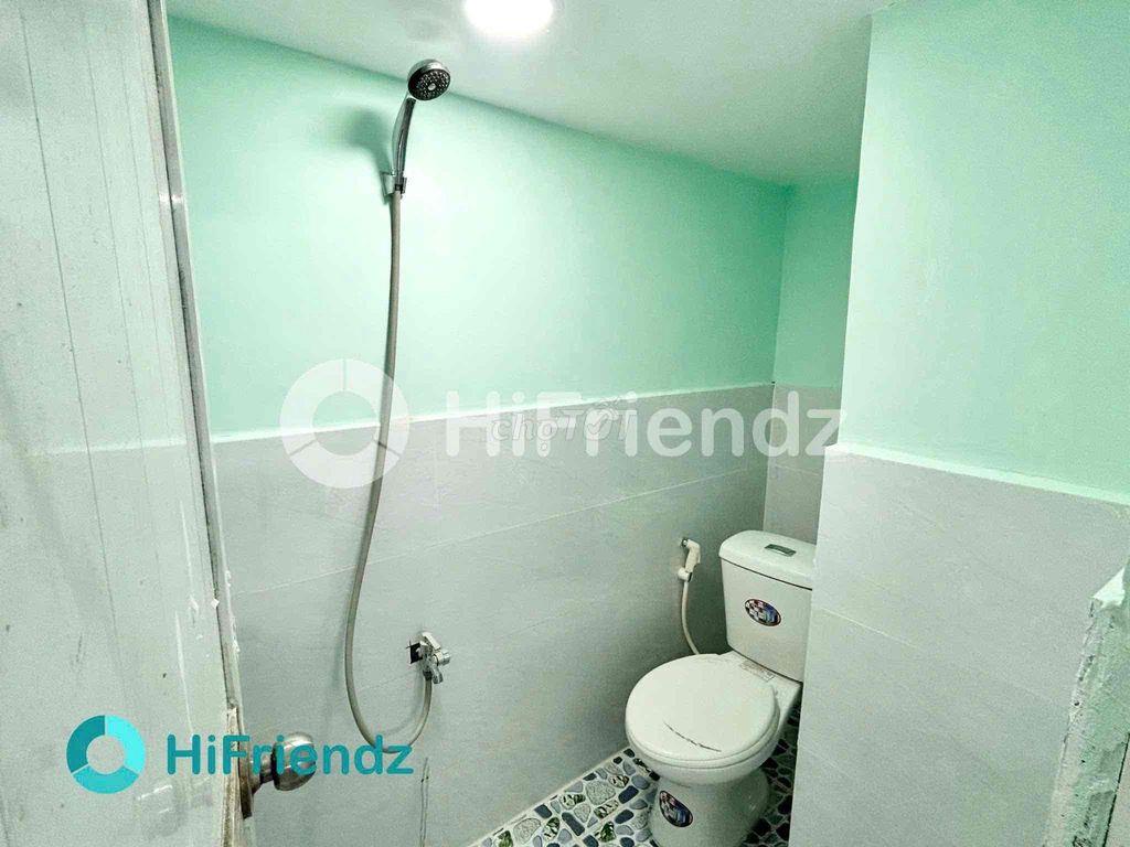 CHO THUÊ PHÒNG GÁC CỬA SỔ TRỜI THANG MÁY GẦN ĐẠI HỌC VĂN HIẾN GIÁ RẺ