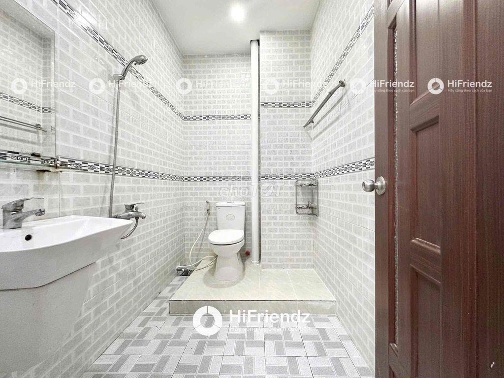 TRỐNG SẴN PHÒNG STUDIO GẦN ĐẠI HỌC VĂN HIẾN - ĐẠI HỌC HỒNG BÀNG GIÁ RẺ