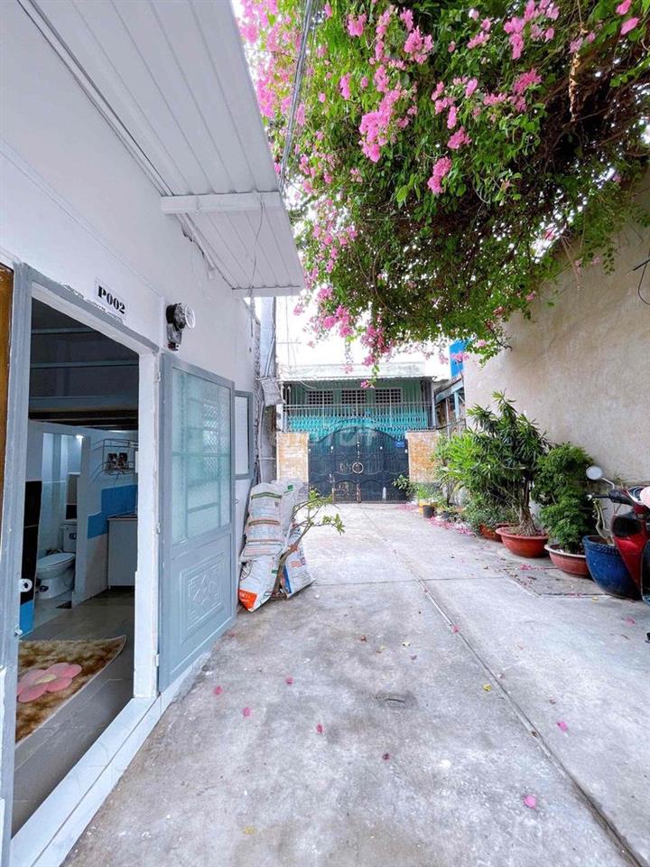 TRỐNG SẴN PHÒNG TRỆT GÁC GẦN ĐẠI HỌC CÔNG THƯƠNG GIÁ CHỈ 2🥔8  GIÁ RẺ