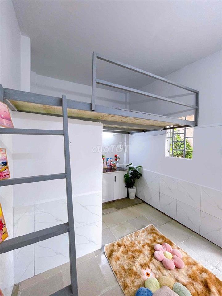 TRỐNG SẴN PHÒNG TRỆT GÁC GẦN ĐẠI HỌC CÔNG THƯƠNG GIÁ CHỈ 2🥔8  GIÁ RẺ