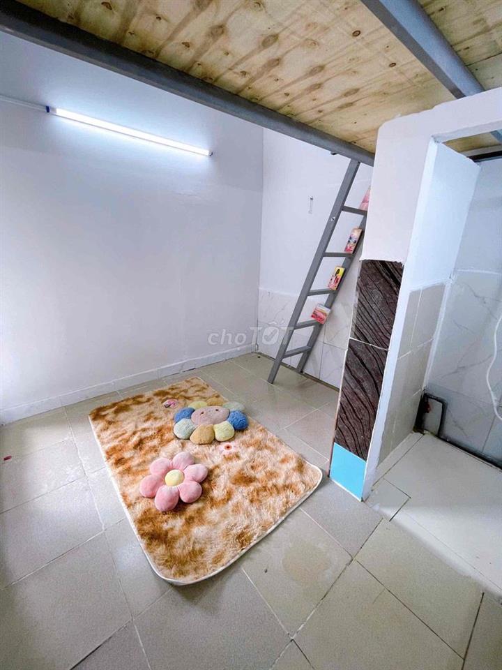 TRỐNG SẴN PHÒNG TRỆT GÁC GẦN ĐẠI HỌC CÔNG THƯƠNG GIÁ CHỈ 2🥔8  GIÁ RẺ
