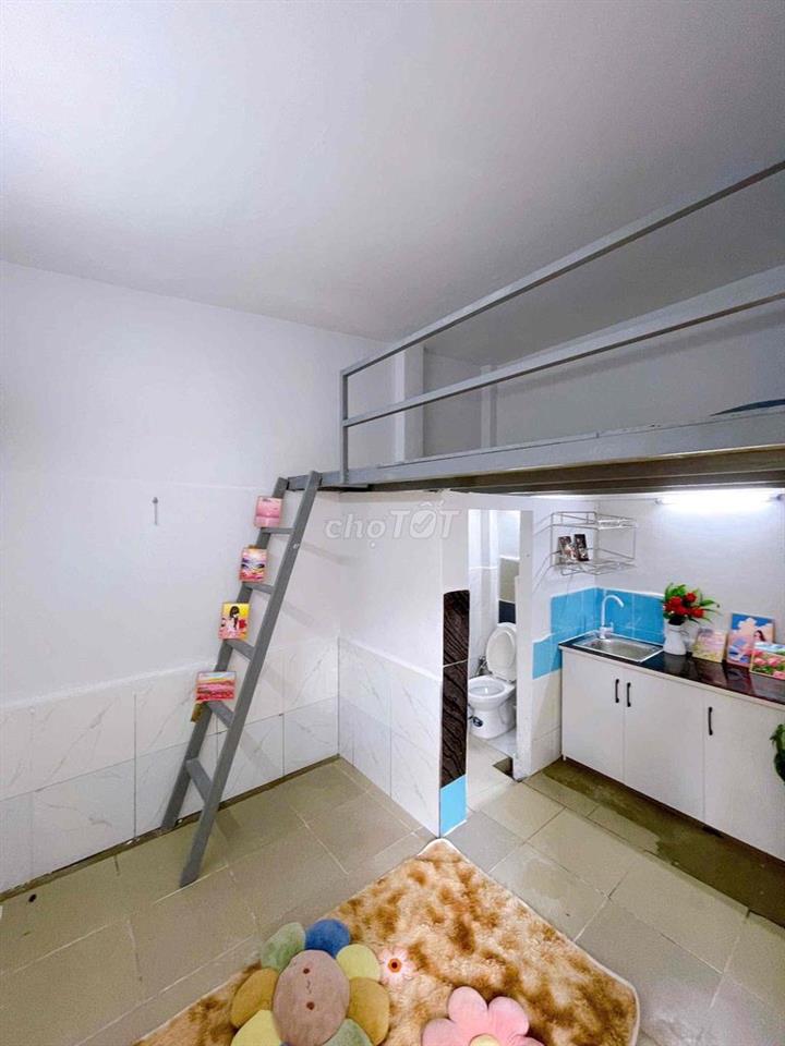 TRỐNG SẴN PHÒNG TRỆT GÁC GẦN ĐẠI HỌC CÔNG THƯƠNG GIÁ CHỈ 2🥔8  GIÁ RẺ