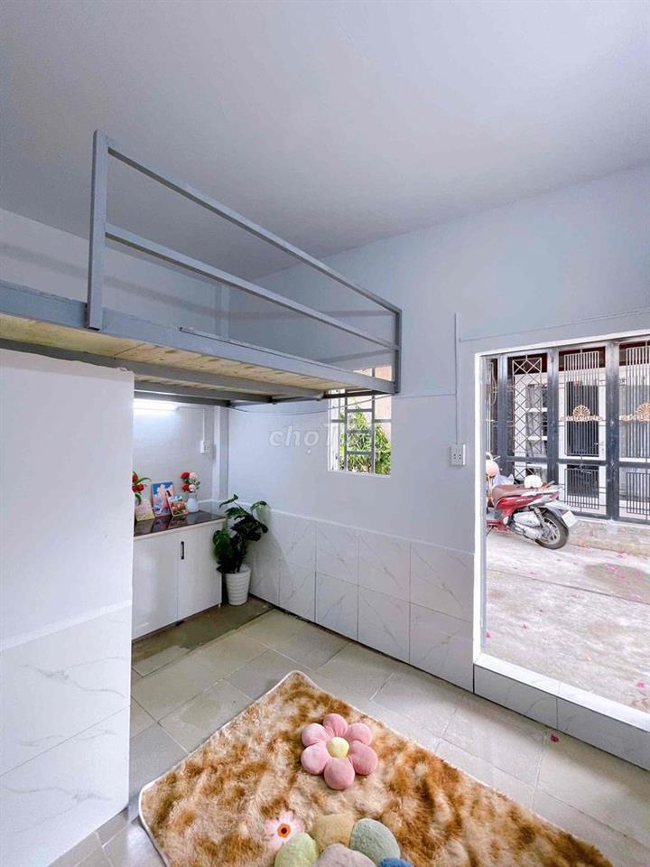 TRỐNG SẴN PHÒNG TRỆT GÁC GẦN ĐẠI HỌC CÔNG THƯƠNG GIÁ CHỈ 2🥔8  GIÁ RẺ