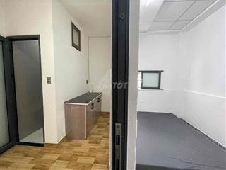 TRỐNG SẴN PHÒNG STUDIO 1PN - TÁCH BẾP SẴN MÁY LẠNH GẦN ĐH CÔNG THƯƠNG