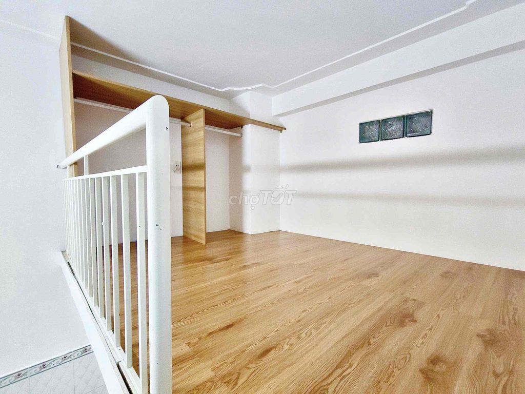 TRỐNG SẴN PHÒNG GÁC SẴN MÁY LẠNH - THANG MÁY - GẦN ĐH VĂN HIẾN - Q11