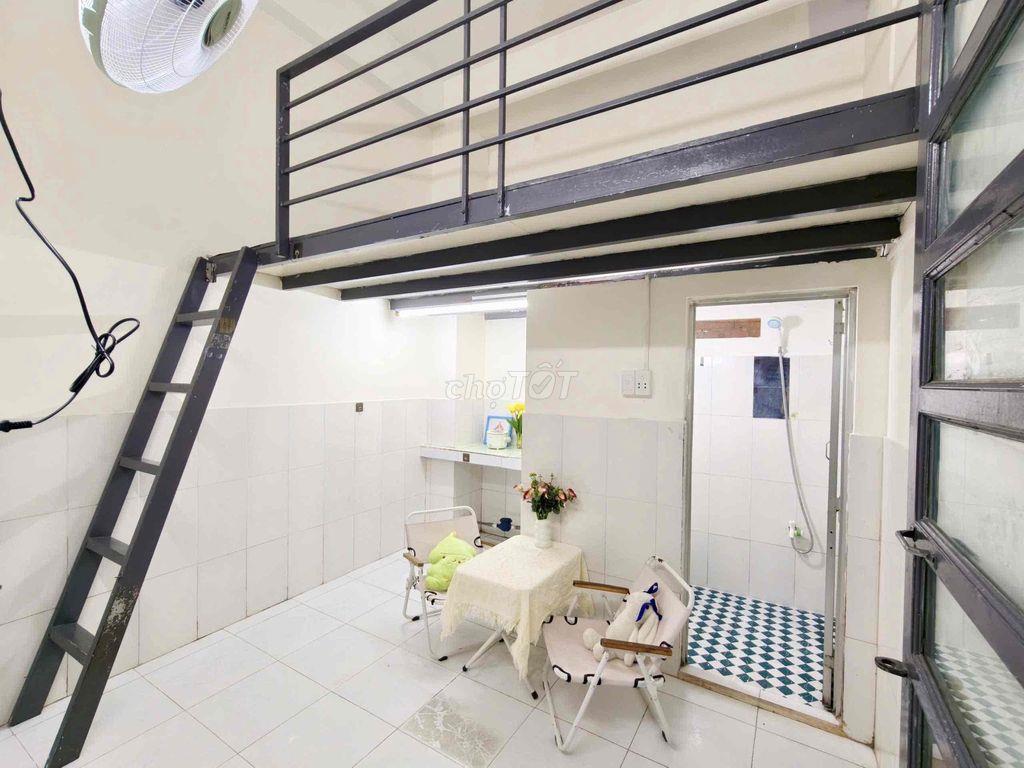 CHO THUÊ PHÒNG TRỆT - NGAY NGÃ TƯ 4 XÃ - GẦN ĐH VĂN HIẾN - GIÁ RẺ