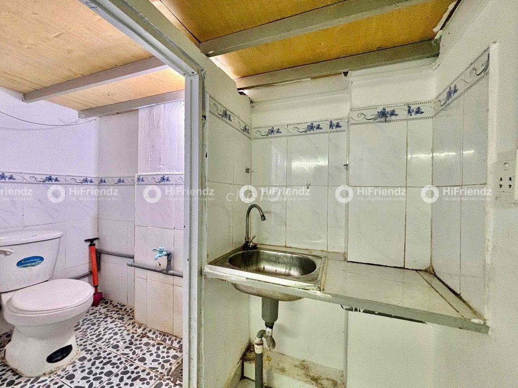TRỐNG SẴN PHÒNG GÁC SẴN MÁY LẠNH GẦN ĐH VĂN HIẾN GIÁ RẺ TÂN PHÚ