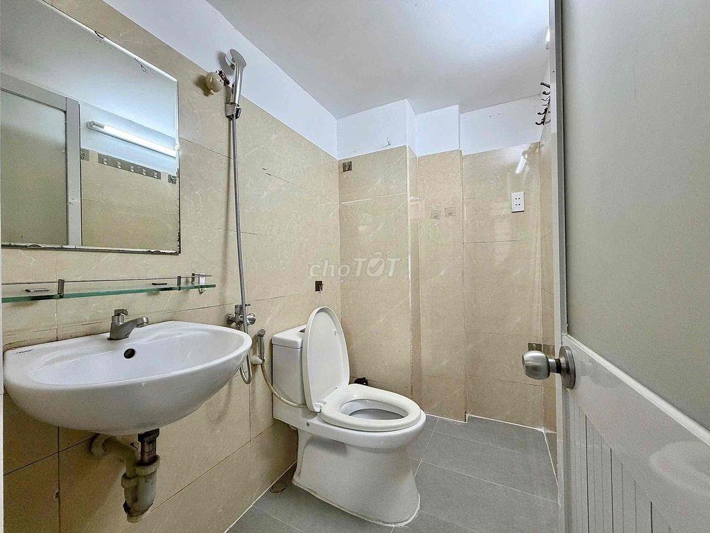 CHO THUÊ PHÒNG GÁC SẴN MÁY LẠNH - GẦN ETOW CỘNG HOÀ - SÂN BAY T3 -