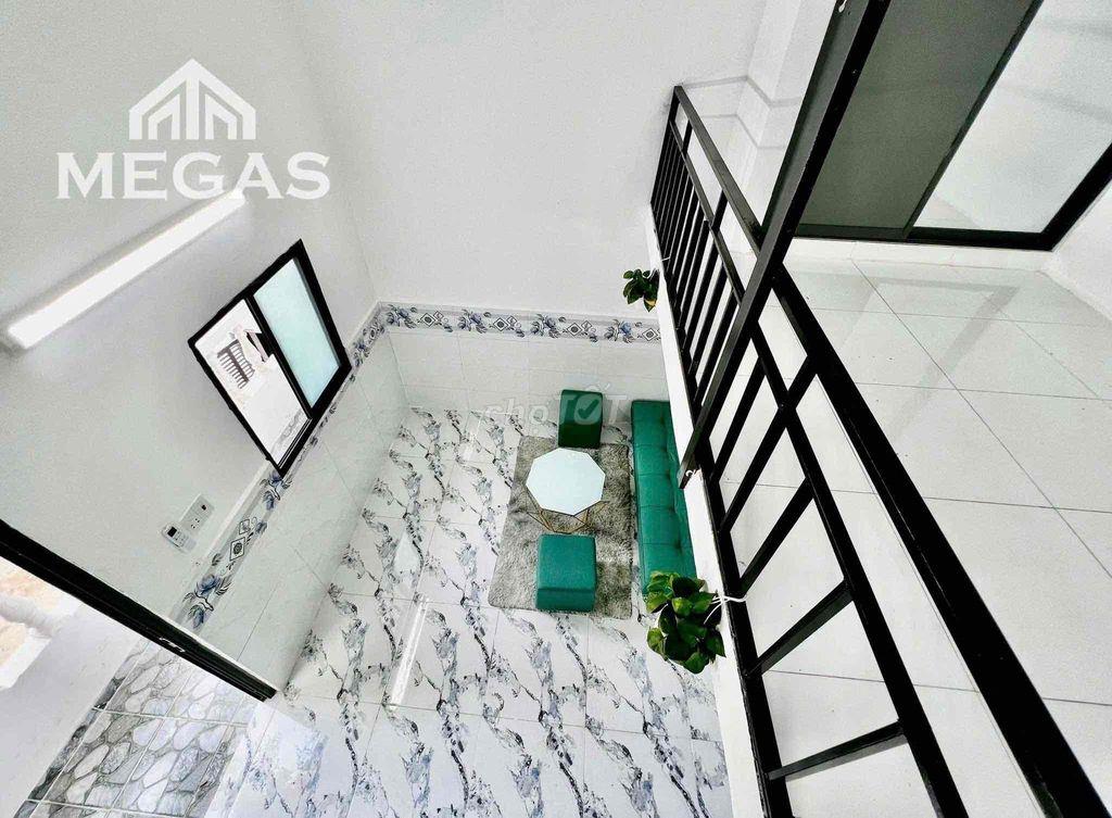 🏠Phòng Duplex có sẵn máy lạnh - gác cao - bảo vệ - giờ giấc tự do🏠