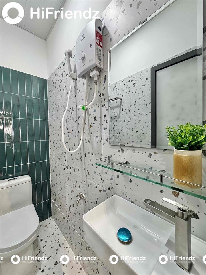 PHÒNG CÓ GÁC MỚI XÂY FULL NỘI THẤT GẦN VÒNG XOAY LÊ ĐẠI HÀNH
