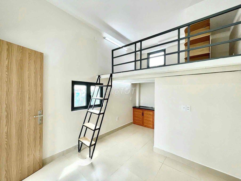 PHÒNG GÁC CAO 1M6 CỬA SỔ TRỜI FULL NỘI THẤT NGAY VÒNG XOAY BÌNH PHÚ
